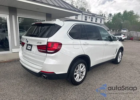 2015 BMW X5 xDrive35D z USA, uszkodzony, nr VIN 5UXKS4C59F0N09643